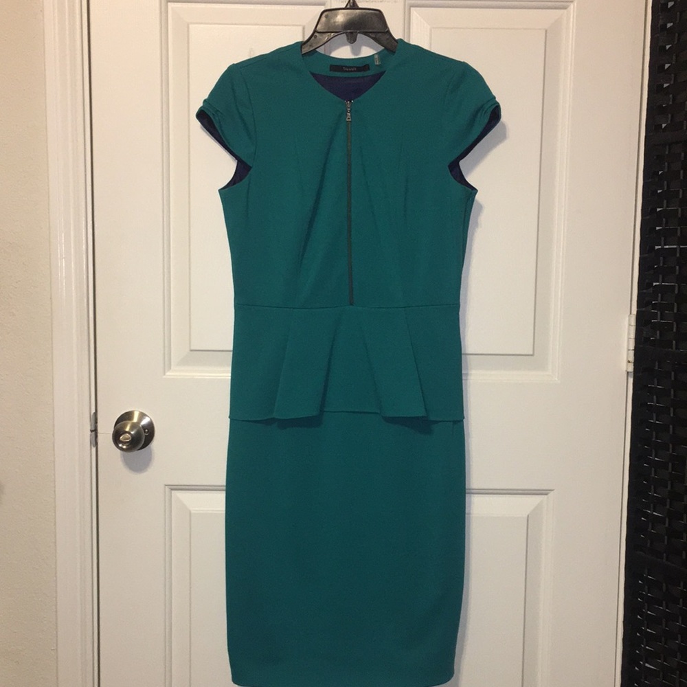 NWT Tahari Peplum Form Fitting Dress Size 8 Teal